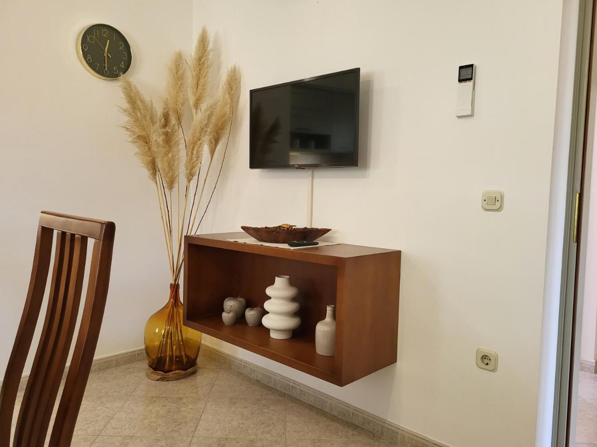 Cozy Apartment Mandula Vrsar Exterior foto