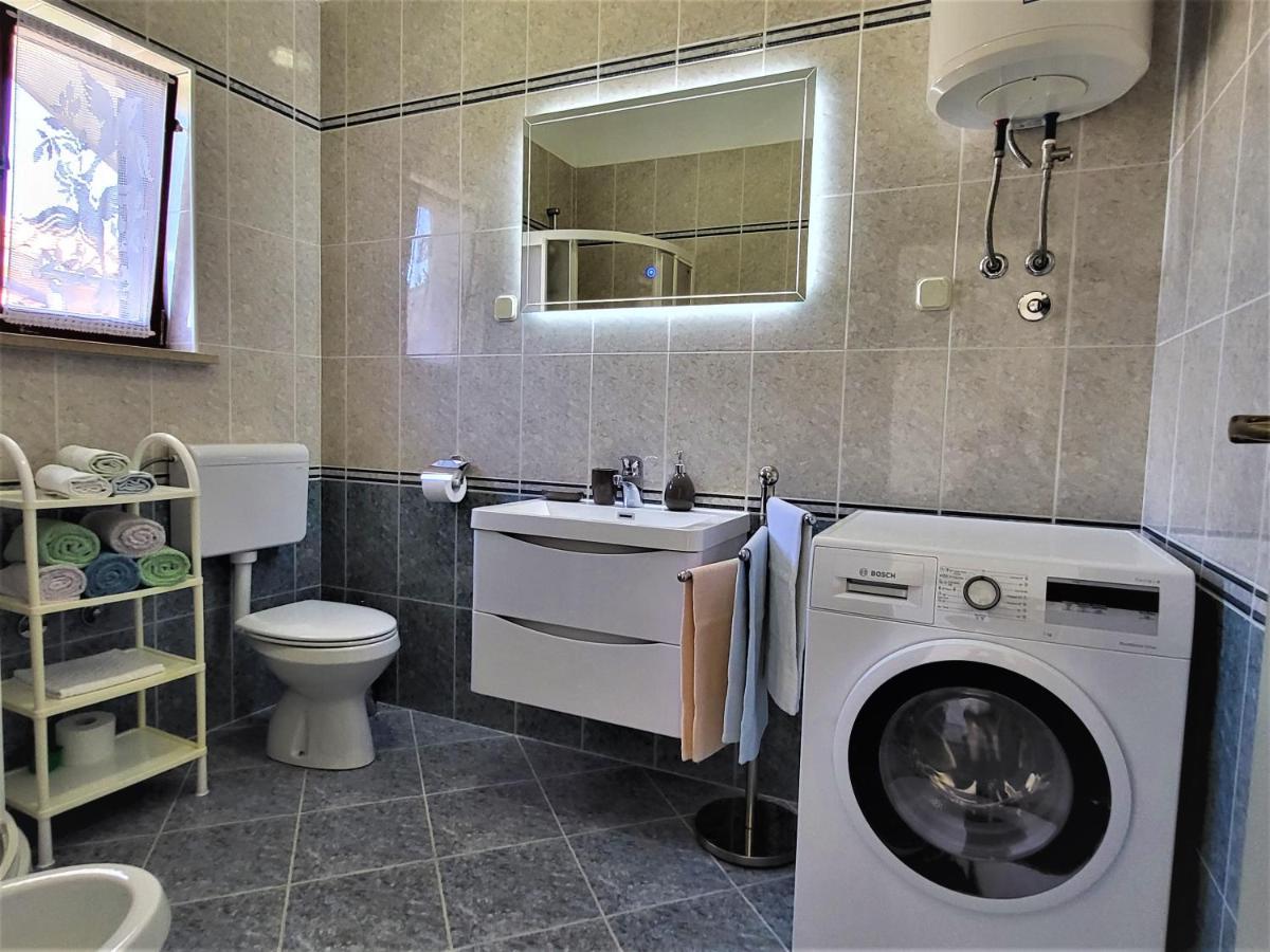 Cozy Apartment Mandula Vrsar Exterior foto